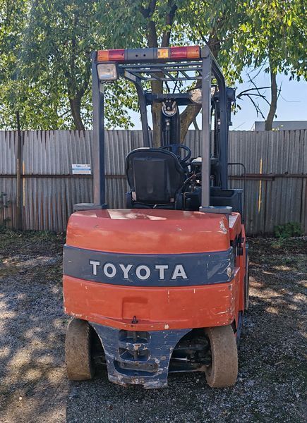 Použit&aacute; manipulačn&aacute; technika Toyota 7FBMF25 / batt 2022 unused &mdash; Booster Lift