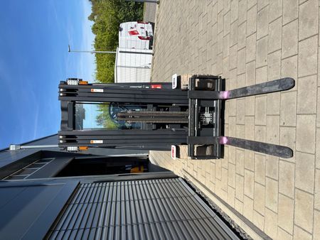 Použit&aacute; manipulačn&aacute; technika Bobcat B25NS Lithium Vorf&uuml;hrger&auml;t &mdash; Booster Lift
