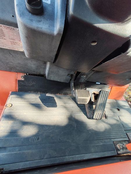 Použit&aacute; manipulačn&aacute; technika Toyota 7FBMF25 / batt 2022 unused &mdash; Booster Lift