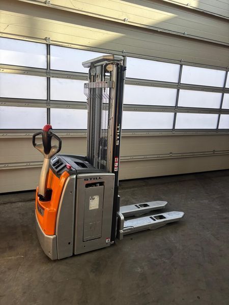 Použit&aacute; manipulačn&aacute; technika Still EXV 14i Still Bronze aufgearbeitet &mdash; Booster Lift