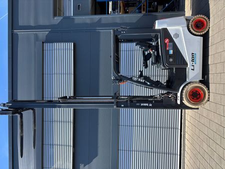 Použit&aacute; manipulačn&aacute; technika Bobcat B25NS Lithium Vorf&uuml;hrger&auml;t &mdash; Booster Lift