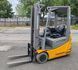Detailn&aacute; fotografia Jungheinrich EFG 213 Li-ion &mdash; Booster Lift