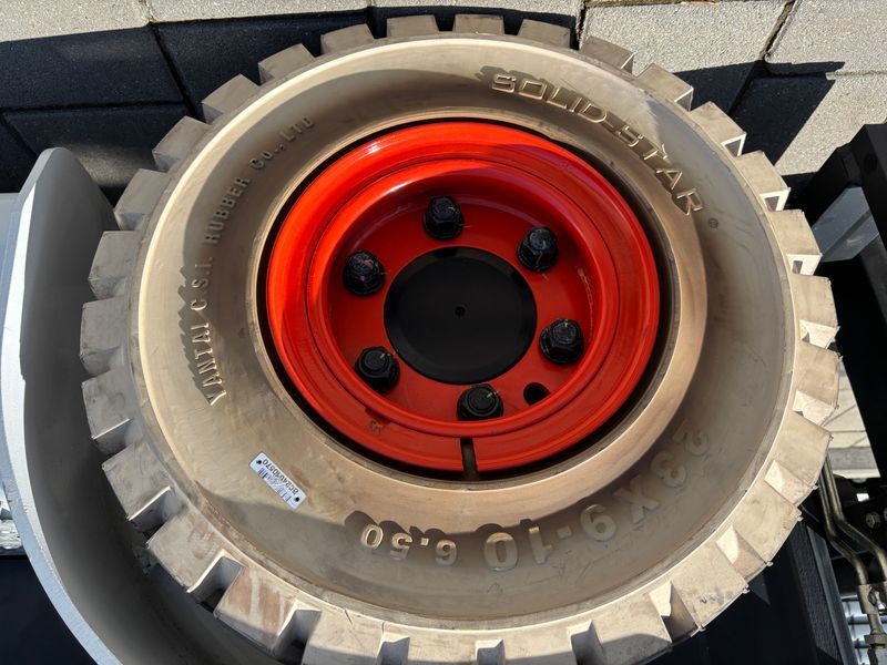 Použit&aacute; manipulačn&aacute; technika Bobcat B25NS Lithium Vorf&uuml;hrger&auml;t &mdash; Booster Lift