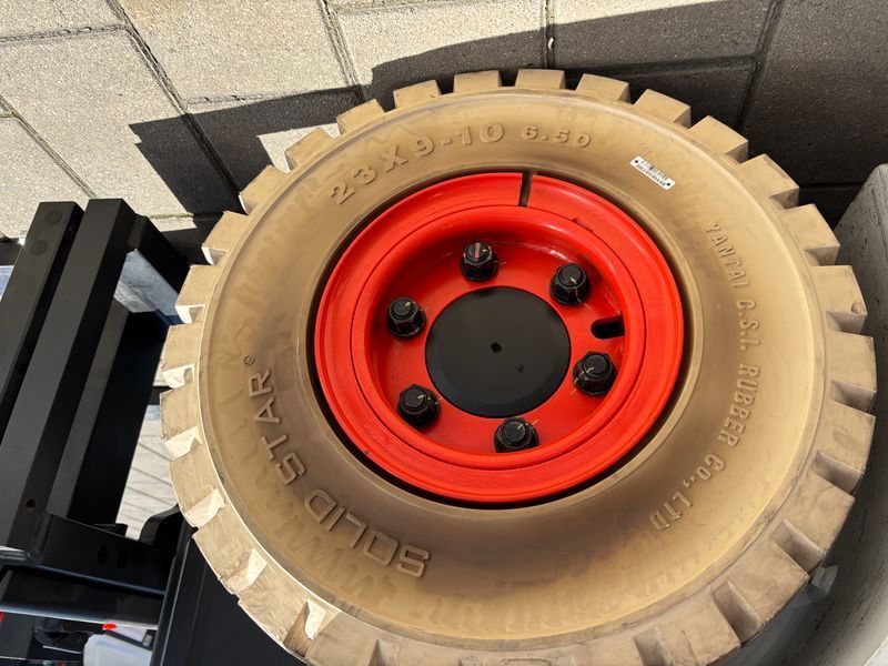 Použit&aacute; manipulačn&aacute; technika Bobcat B25NS Lithium Vorf&uuml;hrger&auml;t &mdash; Booster Lift