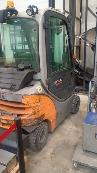 Použit&aacute; manipulačn&aacute; technika Still RX 70-16 &mdash; Booster Lift