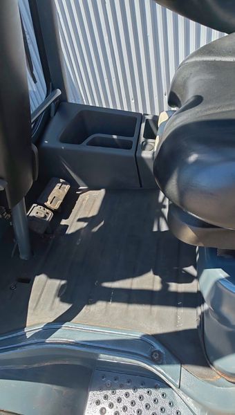 Použit&aacute; manipulačn&aacute; technika Linde H25D &mdash; Booster Lift