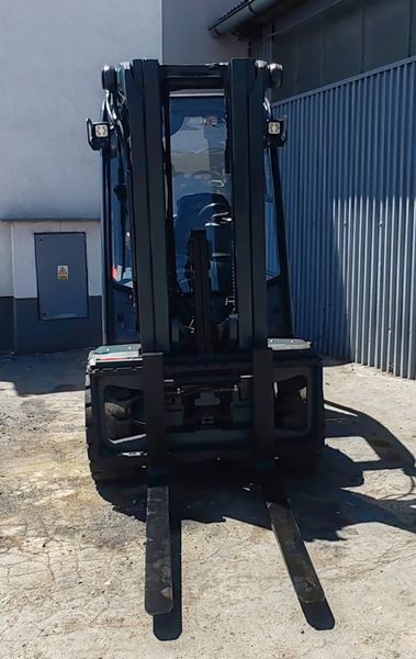 Použit&aacute; manipulačn&aacute; technika Linde H25D &mdash; Booster Lift