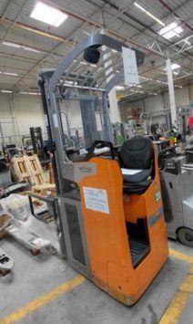 Použit&aacute; manipulačn&aacute; technika Still FXV14N &mdash; Booster Lift