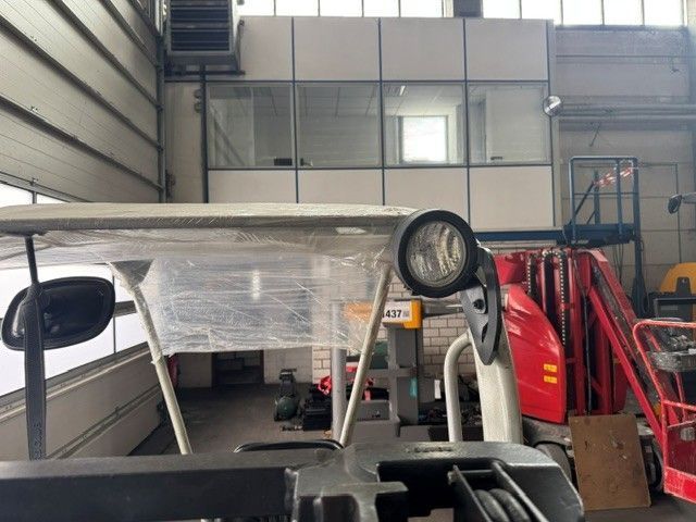 Used material handling equipment Still RX50-15 &mdash; Booster Lift