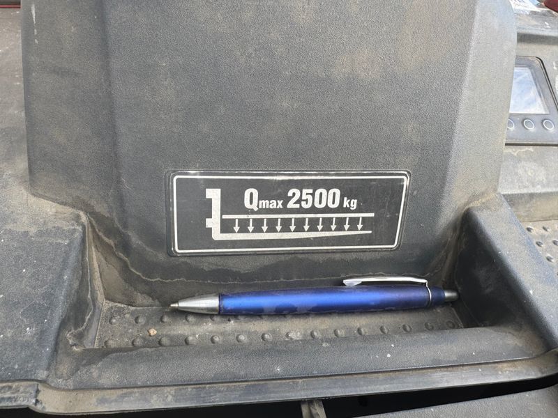 Used material handling equipment Jungheinrich ERE 225 DrivePlus &mdash; Booster Lift
