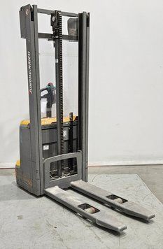 Used material handling equipment Jungheinrich EJC 112 LI ION 3.2m/ 698h/ 2020y &mdash; Booster Lift