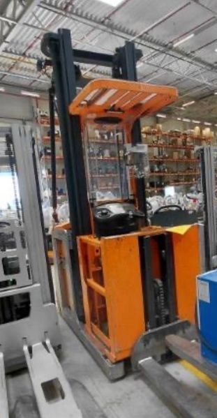 Použit&aacute; manipulačn&aacute; technika Still EK-X10/980 &mdash; Booster Lift