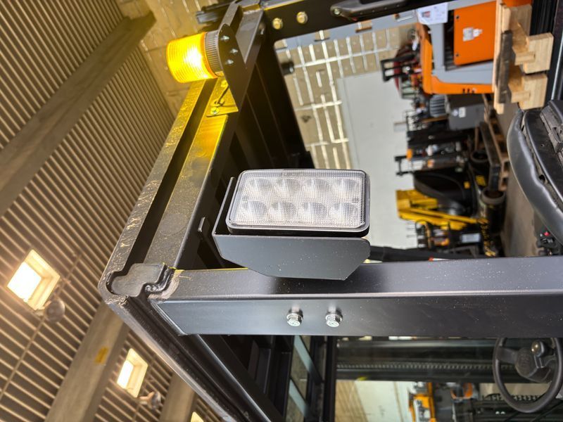 Použit&aacute; manipulačn&aacute; technika Bobcat B25NS mit Garantie bis 2030 &mdash; Booster Lift