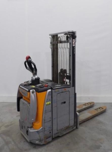 Použit&aacute; manipulačn&aacute; technika Still EXD-SF20 &mdash; Booster Lift