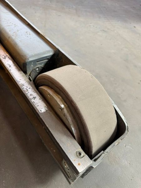 Used material handling equipment Jungheinrich ETV 214 &mdash; Booster Lift