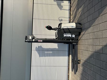 Použit&aacute; manipulačn&aacute; technika Bobcat BSR16N-I &mdash; Booster Lift