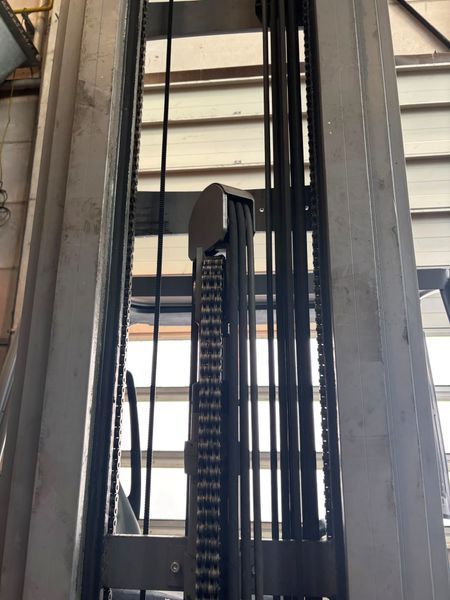 Used material handling equipment Jungheinrich ETV 216i &mdash; Booster Lift