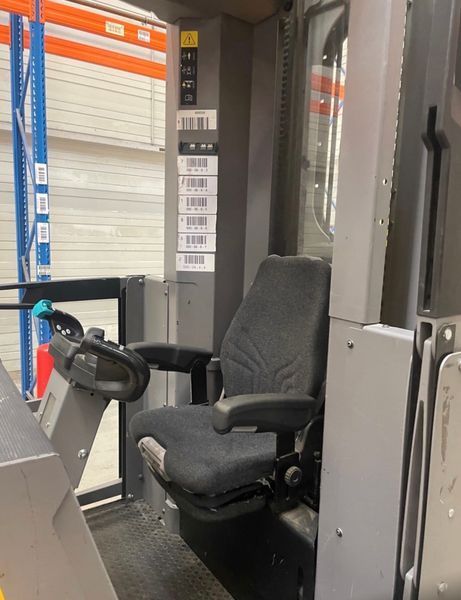 Použit&aacute; manipulačn&aacute; technika Jungheinrich EKX 516 G+I 120 800 ZT &mdash; Booster Lift