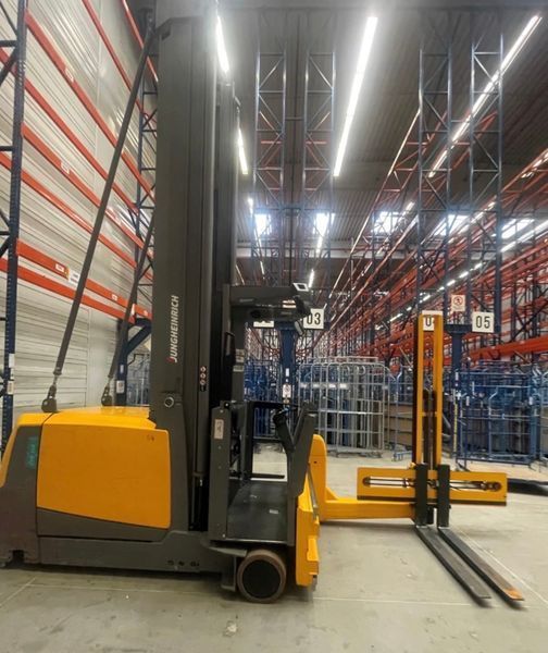 Použit&aacute; manipulačn&aacute; technika Jungheinrich EKX 516 G+I 120 800 ZT &mdash; Booster Lift
