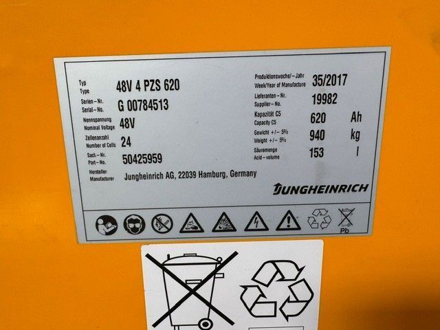 Used material handling equipment Jungheinrich ETV 214 &mdash; Booster Lift