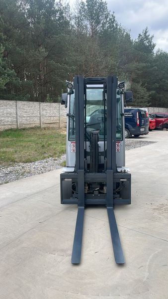 Použit&aacute; manipulačn&aacute; technika Still RX70-30T 4.7m/ camera/ 4v &mdash; Booster Lift