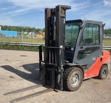 Použit&aacute; manipulačn&aacute; technika Toyota 02-8FDJ35 Dieselstapler &mdash; Booster Lift