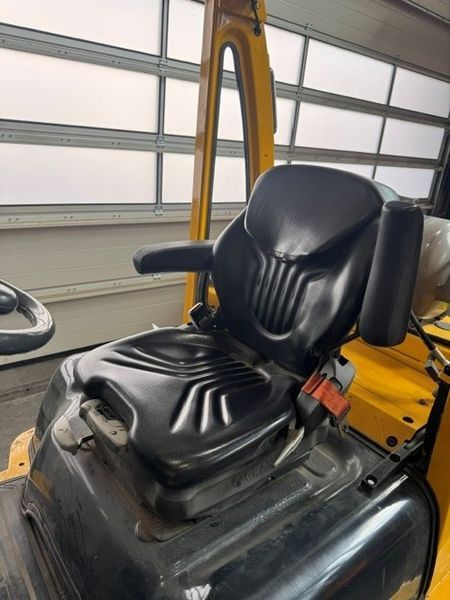 Used material handling equipment Nissan U1D2A25LH &mdash; Booster Lift
