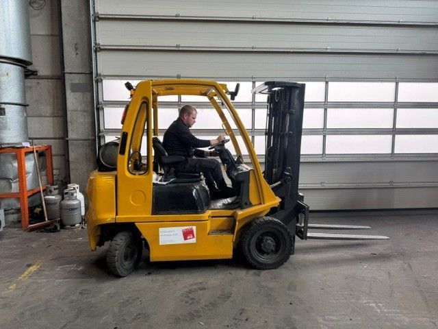 Used material handling equipment Nissan U1D2A25LH &mdash; Booster Lift