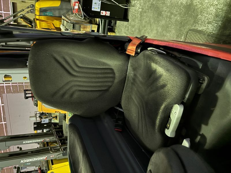 Použit&aacute; manipulačn&aacute; technika Linde R14B-01 &mdash; Booster Lift