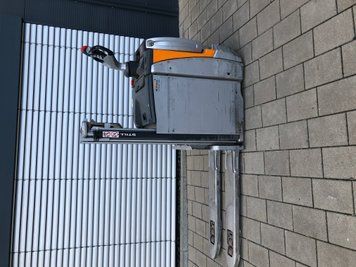Used material handling equipment Still EXD-SF 20 &mdash; Booster Lift