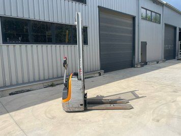 Použit&aacute; manipulačn&aacute; technika Still EXV 10 basic &mdash; Booster Lift