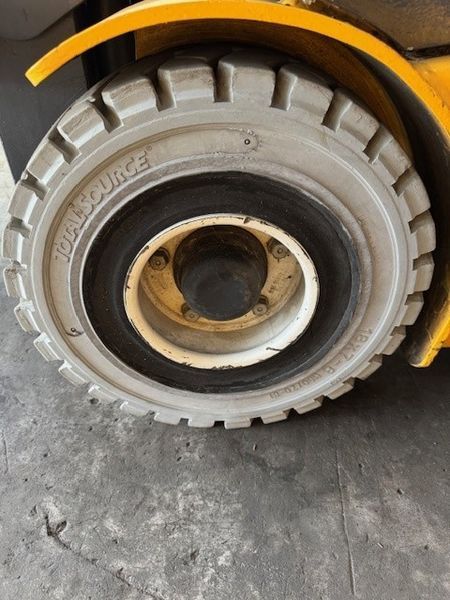 Použit&aacute; manipulačn&aacute; technika Jungheinrich EFG 115 &mdash; Booster Lift