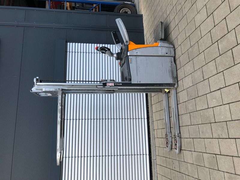 Used material handling equipment Still EXD-SF 20 &mdash; Booster Lift