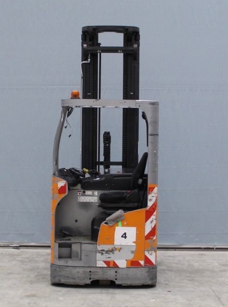 Použit&aacute; manipulačn&aacute; technika Still FM-X14 Li-Ion &mdash; Booster Lift