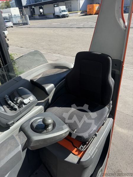 Použit&aacute; manipulačn&aacute; technika Toyota Toyota RRE140H (Positioner) &mdash; Booster Lift