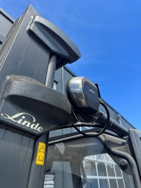 Použit&aacute; manipulačn&aacute; technika Linde E30H-01/600 &mdash; Booster Lift