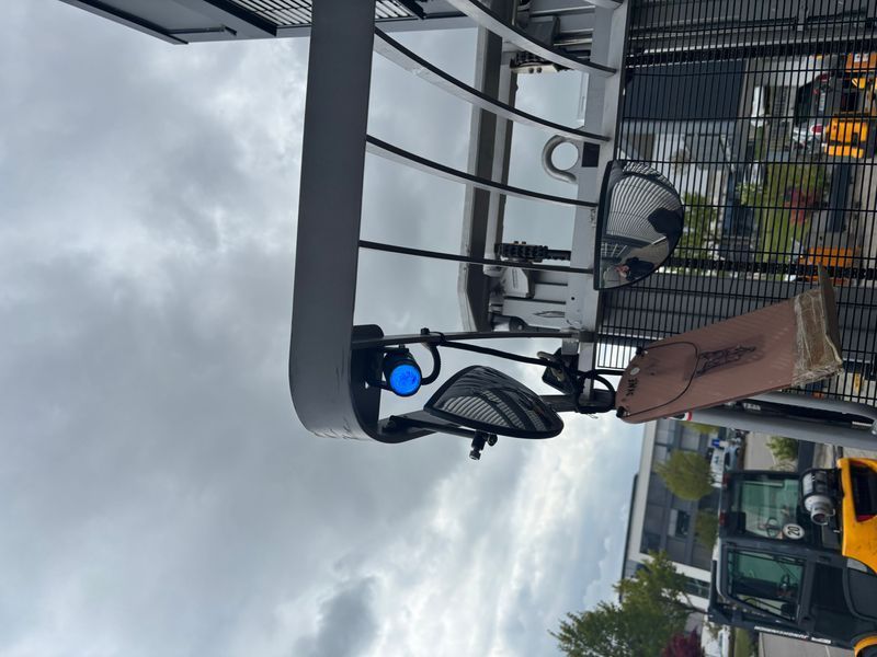 Used material handling equipment Still FXV14 &mdash; Booster Lift