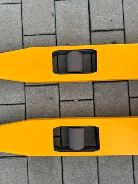 Použit&aacute; manipulačn&aacute; technika Jungheinrich EJC 216 &mdash; Booster Lift
