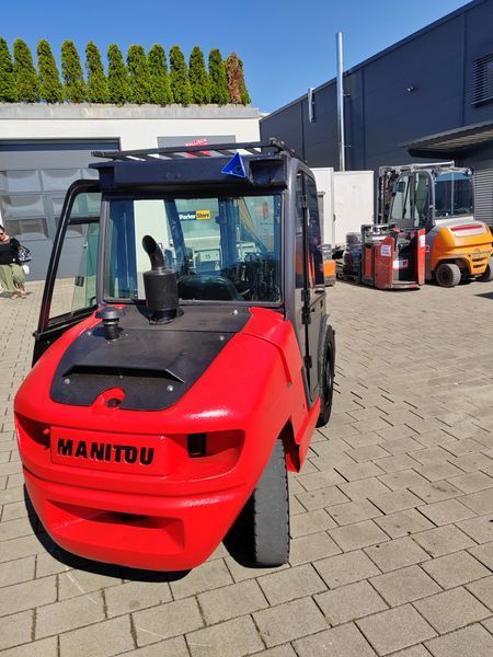 Použit&aacute; manipulačn&aacute; technika Manitou MSI 35 new tires &mdash; Booster Lift