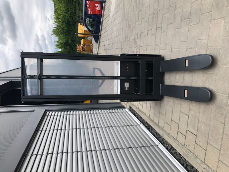 Použit&aacute; manipulačn&aacute; technika Bobcat LSM12N NEUGER&Auml;T!!! &mdash; Booster Lift