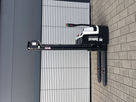 Used material handling equipment Bobcat BSL 16 N 7 Lithium &mdash; Booster Lift