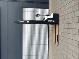 Used material handling equipment Bobcat LSM12N-7i &mdash; Booster Lift