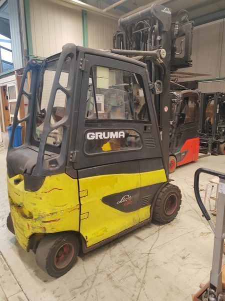 Used material handling equipment Linde E30/600H(387) Batt2022 BJ &mdash; Booster Lift