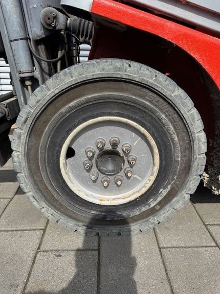 Used material handling equipment BT CBG 2.5 &mdash; Booster Lift