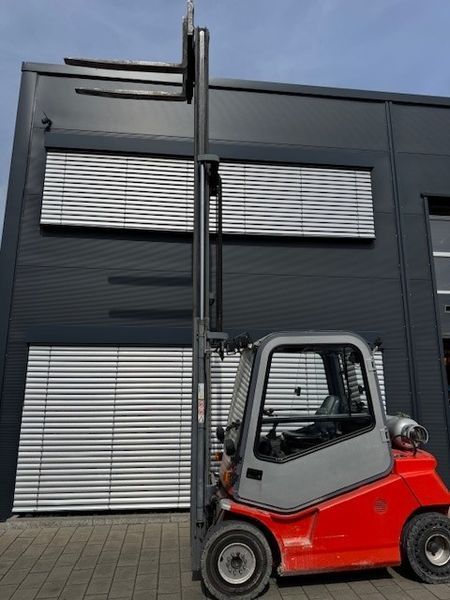 Použit&aacute; manipulačn&aacute; technika BT CBG 2.5 &mdash; Booster Lift