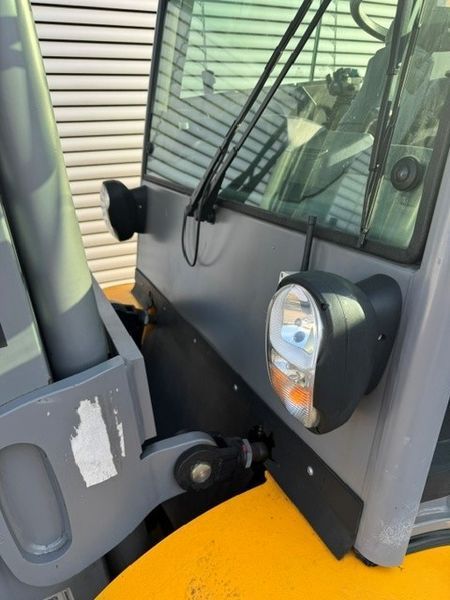 Použit&aacute; manipulačn&aacute; technika Jungheinrich DFG 545s &mdash; Booster Lift