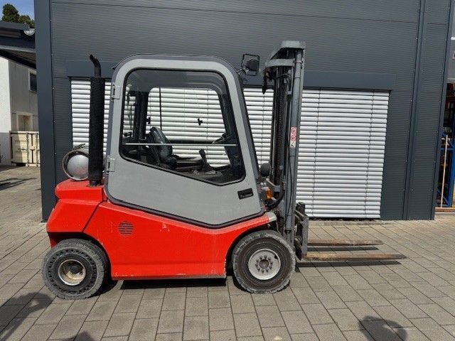 Použit&aacute; manipulačn&aacute; technika BT CBG 2.5 &mdash; Booster Lift