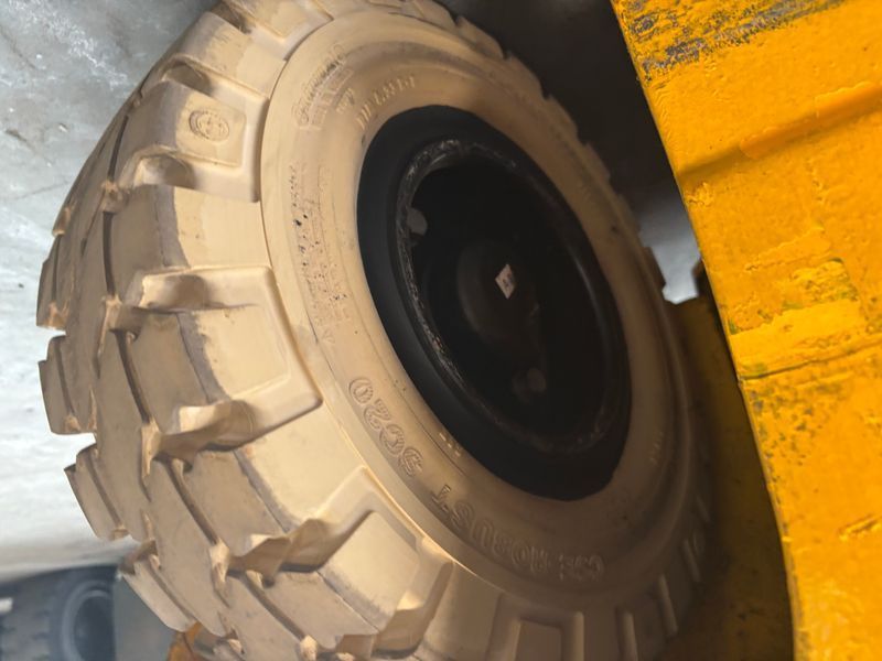 Used material handling equipment Jungheinrich EFG 540ks &mdash; Booster Lift