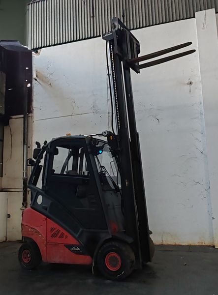 Použit&aacute; manipulačn&aacute; technika Linde H30D-02 2019y/ 3803mh/ 4m &mdash; Booster Lift