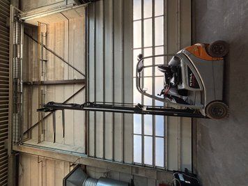 Used material handling equipment Still RX20-16P &mdash; Booster Lift
